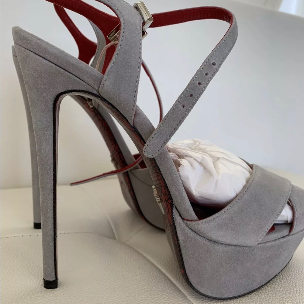 Cesare Paciotti Woman Shoe